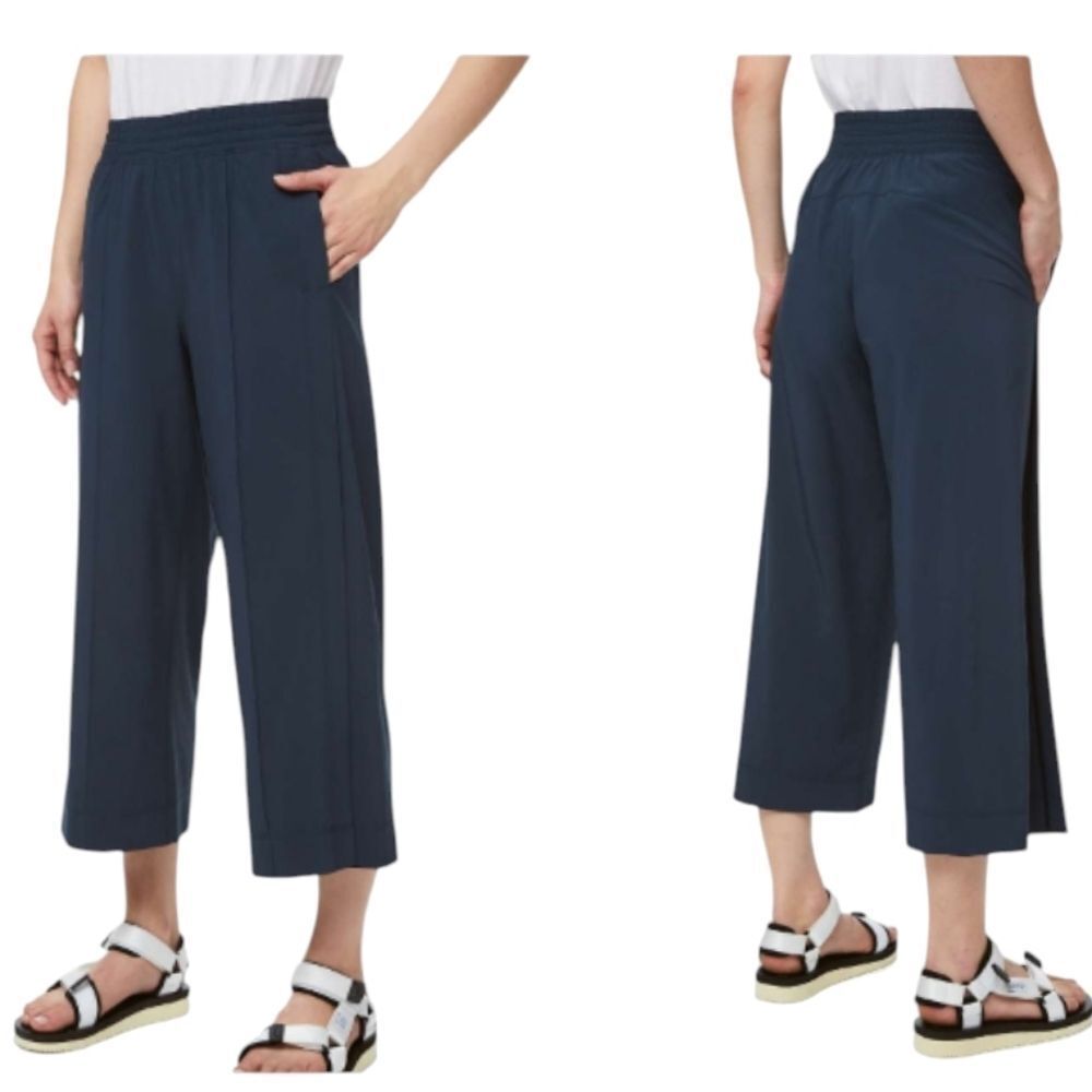 Lululemon Wanderer Culotte True Navy Blue Size 4